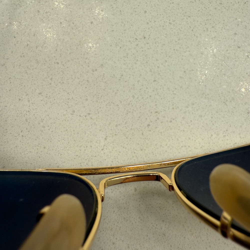 Ray-Ban Gold Frame Sunglasses with Pink Lenses Frame Size 58.14 - Picture 6 of 7